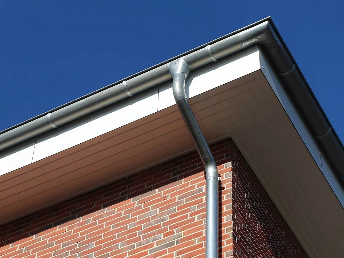 Fascia soffit and guttering replacement
